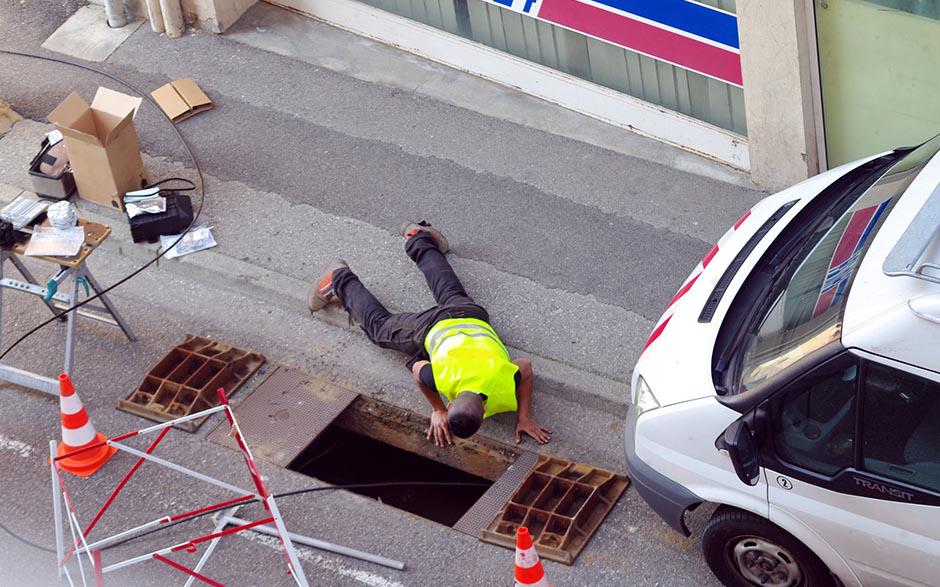 comment déboucher un lavabo Paris 4