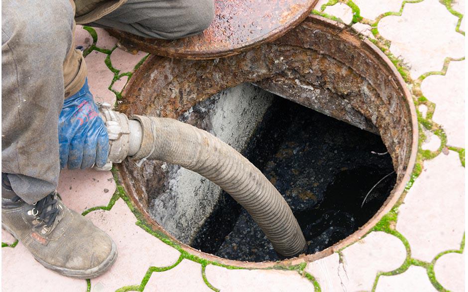 comment déboucher une canalisation Paris 4